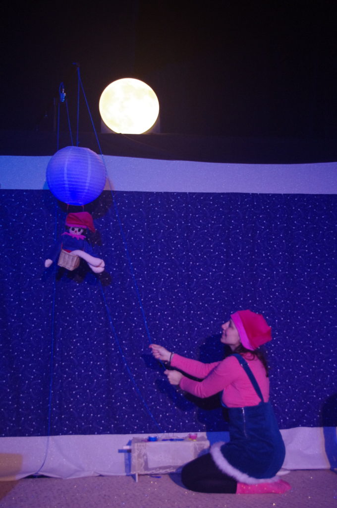 Photo spectacle poétique et festif jeune public "Un lutin dans la lune"