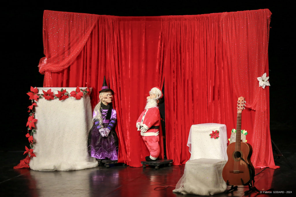 Pere_Noel_sorciere_2