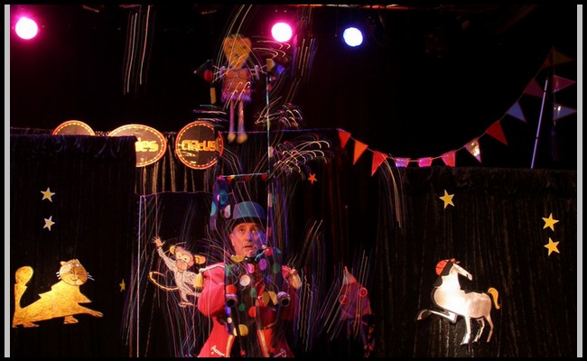 spectacle sur le thème du cirque pour les tout-petits en Auvergne Rhône Alpes