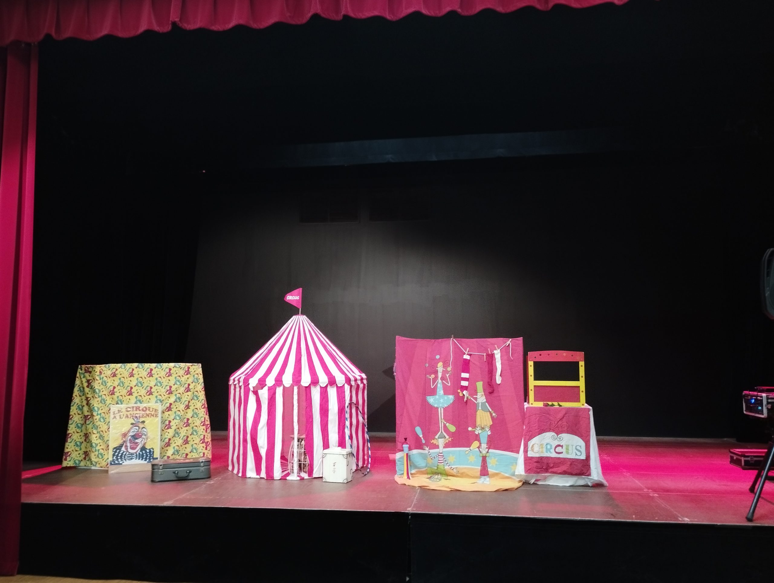 Le Magic Circus